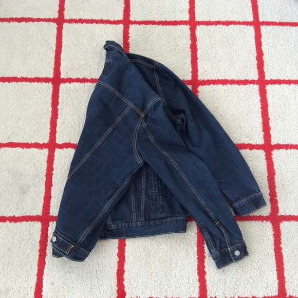 Levi’s Denim Jacket - Picture 3 of 5